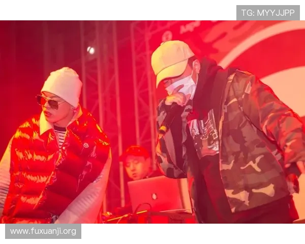 通过手机轻松访问pg网站，享受全天候的娱乐盛宴